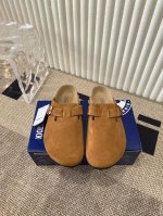 情侣款birkenstock 勃肯 包头半拖鞋人体工程学设计 软木乳胶鞋床 轻便舒适 脚感满分 脚蹬上就能走 穿脱超方便。码数：35-45