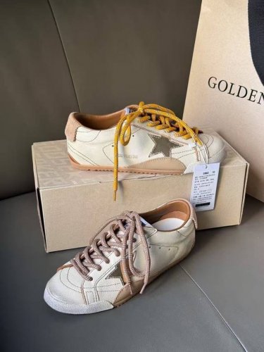 ggdb 小脏鞋新色出货啦！ 新款来袭 个性涂鸦，好看又百搭，细节拉满～ 今年最新版面 官网专柜限定款 高版本高品质 Size:35-44
