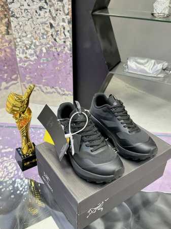 情侣款，运动鞋码！ Arc'Teryx 始祖鸟 最新款 Norvan Ld 3 Gore-Tex防水户外越野跑鞋！ 码数36-44 - 点击图像关闭