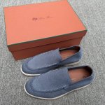 lp新品发售Loro Piana 诺悠翩雅 官网同款针织运动鞋男士莫卡辛鞋！ 采用 Wish 羊毛混纺面料制作｜鞋面采用独特针织面料制作工艺后跟拼接高丝光反绒牛