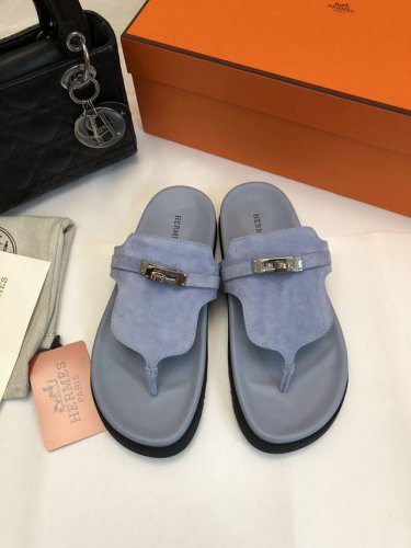 2025-女款 男款 顶级版本男款 女款 最近火到不行的老头鞋- Chypre凉鞋,丑萌丑萌的。 爱马仕H 搭扣夹脚拖鞋 高品质 鞋面：进口小牛皮 内里：进口水