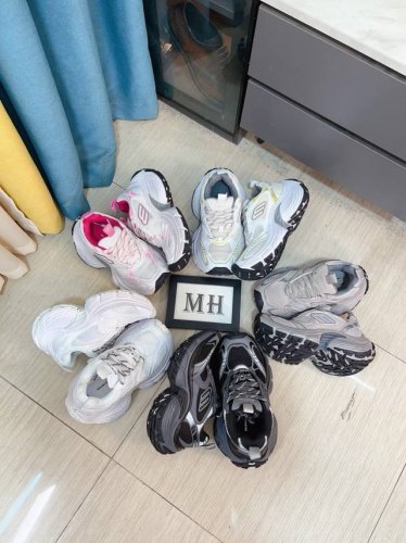 出厂价p Balenciaga Monday 2025Ss 巴黎世家 春款新品跑步运动鞋 侧面大M Logo 增高厚底3.5Cm Size:35 42