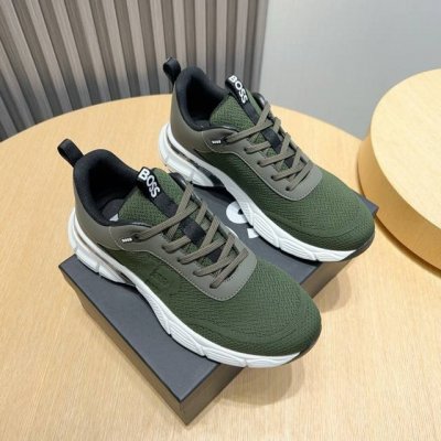 工厂P Boss 新款男仕运动鞋 知名运动品牌新款隆重上市 以奢华高端设计出货 鞋面选用原版透气飞织制成 羊皮垫脚 轻质橡胶大底。轻奢风格，鞋面透气不闷脚，简约