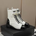 冲量价: CC小香秋冬牛皮短靴马丁靴新品fw new arrival～香家马丁靴基础版型，利落帅气！挺阔饱满，帅气拿捏！流线，材质，工艺严苛遵循原版精髓 鞋面：