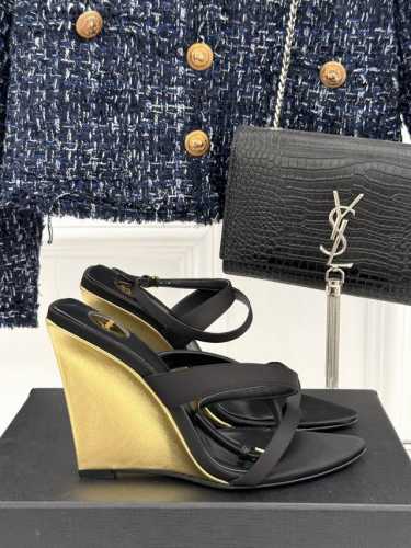 厂价 Saint Lauren*Ysl圣罗兰 25Ss新品高跟拖鞋 鞋面采用进口小牛漆皮 内里踮脚混种羊皮 意大利进口真皮大底 Size：35-39 40定制