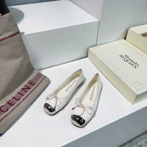 高品质出厂 ！顶级品质ALexander McQueen｜麦昆25春夏铁头蝴蝶结芭蕾舞鞋！原版做货！好穿的套码单鞋奶奶鞋！简约的设计加上秀气的鞋型可以穿好几年都