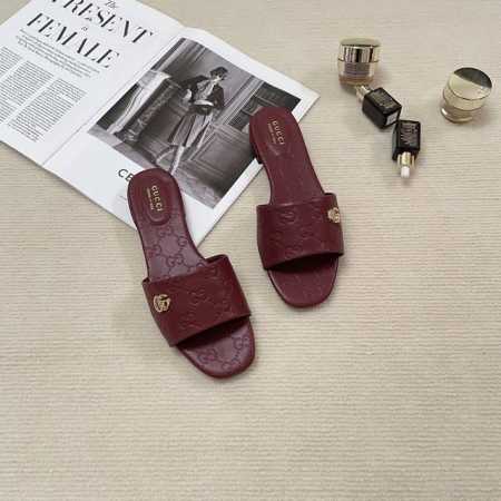 橙子出厂价P Gucci 古驰 春夏新款 小Gg压纹平底拖鞋 休闲凉拖 码数：35-41 - 点击图像关闭