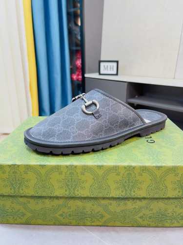 出厂价 Gucci-古奇 新品男士拖鞋，高端精品，牛皮印花搭配材质，鞋面精致压花logo装饰，精细做工，鞋底超软，休闲宽松舒适型，夏季必入哦！ Size：38-