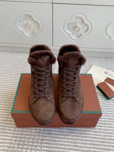 批低帮340 高帮 男款20 Loro Piana Lp新款羊毛运动鞋低帮 高帮休闲板鞋 舒适百搭自带慵懒的高级感明星、时尚博主的私服街拍神器 材质：对版甄选羊