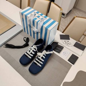 校园风玛丽珍绑带单鞋系列 顶级包装配套最高版本 PRADA 2025s普拉达春夏新品， 顶级版本 实力来袭！校园风时尚普拉达公主糖果风绑带单鞋，少女必备 每色鞋