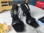 年最新款 真皮底340米 顶级版本 Saint Laurent Ysl 圣罗兰Logo跟高跟凉鞋今年必定俘虏无数美女的一款 后带完美的露肤度更显得白显瘦，经典时