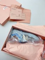 Miumiu 缪缪2025新款休闲运动鞋阿甘鞋 德训鞋女 批 P460￥P 缪缪这一款很少女了，真的太好看了，牛津薄底的设计，上脚超级轻便舒服，暴走不累 好看又
