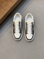 Lou** Vuitt** 路易** -高端品质 原单 -鞋面：丝绸小牛皮、摔纹小牛皮、空压品牌图腾；鞋舌.鞋身.丝印品牌logo -内里：水染牛皮 -大底：超