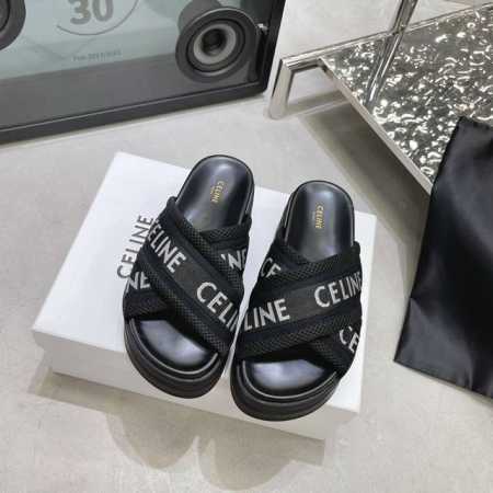 冲量价: Celine夏季厚底凉鞋必爆款。 厚底搭配赛 琳标配文字织带LOGO鑫让鞋子更带时尚感，小个子的夏日必备，瞬间增高8cm+。搭配裙子和牛仔裤wud刷街 - 点击图像关闭