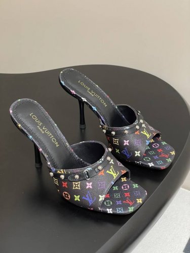 25Ss春夏新款Louis Vuiteeon Lv X Tm 9Am凉拖老花牛仔布拖鞋 小红书爆款小猫跟经典老花蝴蝶结拖鞋 路易威登×村上隆白彩联名全幅Mono