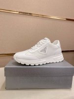 工厂P价 高版本 高品质新款Prada 普拉达 专柜同步上市， 新款男鞋、面料精选高科技滴胶工艺制作而成。内里:全牛皮内里。高端气垫开模防滑橡胶大底，精美线条、