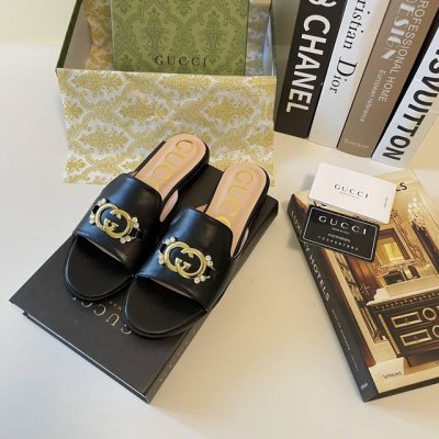 橙子出厂价p gucci 古驰 夏季新款 金属扣饰平底拖鞋 休闲凉拖 码数 35-42