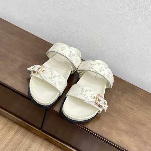 420 顶级版本Louis Vuitton 路易威登 春夏最新爆款镂空字母厚底双带扣拖鞋 鞋面:牛皮 大底：Tpu橡胶真皮沿条 鞋码: 35-39 40 41定