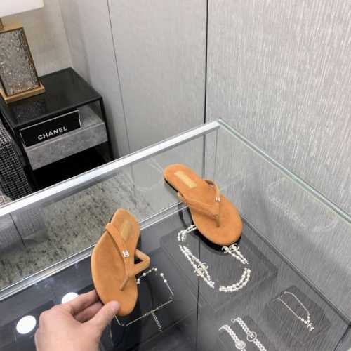 出厂价 顶级 品质2025夹脚人字拖 羊猄 花布面 意大利进口真皮大底 SIZE：35-41 40 41定做不退换 原版包装配套