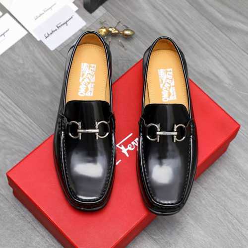 商品商标：Ferragamo 菲拉格慕 正装鞋 正码码数: 38-45 商品材料：精选 头层珠光牛皮鞋面 牛皮内里原版大底