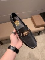 品牌范思哲 官方旗舰店正品新款 鞋面原版牛皮+性感美灶莎头像 男士的最爱 舒适透气羊里 拒绝掉色 原版进口耐磨橡胶底 采用精湛工艺 鞋面好看奢华 男士心备佳品