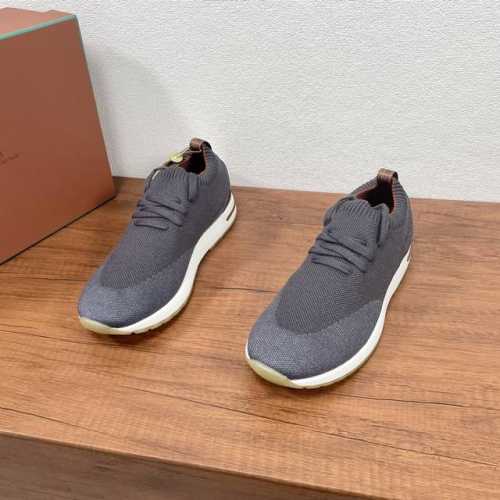 Loropiana 诺悠翩雅 360 Lp Flexy Walk男士运动鞋 这款运动鞋采用针织羊毛鞋面，后跟光滑小牛皮革包裹，套脚式设计搭配系带调节，鞋口复杂的