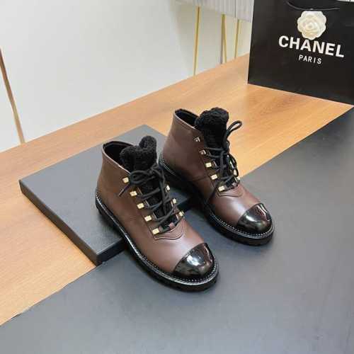 独家爆款 CHANE*｜小香2024秋冬高级手工坊新款短靴 本季秋冬季节必备单品！香奈儿女士钟爱简约又难以抗拒系 搭配展现与众不同的穿搭风格。时尚达人鞋柜必备款