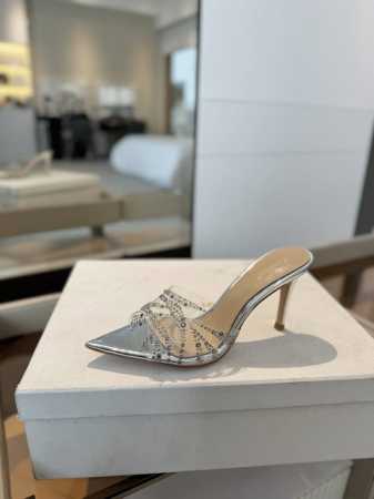 {半拖烫钻} 吉安维托 罗西 Gianvito rossi Eiko Stiletto，轻松移动。这款 Gianvito Rossi 拖鞋采用配有精致的烫钻，可 - 点击图像关闭