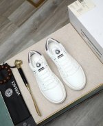 出厂价P Versace 范思哲 新品系列，美杜莎潮男低帮休闲鞋！采用今年最流行元素开发！潮流！个性！ 进口头层牛皮 原版开模大底！38-44