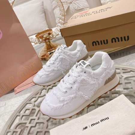 p直销 女鞋 女装 女鞋工厂P Miumiu X New Balance 574联名款Nb运动鞋 Miu Miu 大秀上爆出的这双与New Balance 新百 - 点击图像关闭