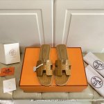 出厂价p ，爱马仕Hermes 经典H拖高端系列，牛皮面 石头纹系列 ，羊皮里，真皮大底，35-40码 34，41，42，43码定做不退换