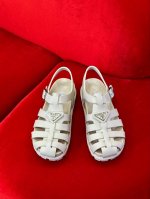 Prad A Ss24 New Arrival～ P家2024春夏罗马凉鞋新品 三角标点缀；复古时髦；搭配个袜子简直不要太好看 Size 35-41