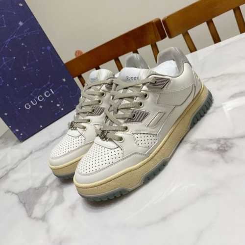 男款10Gucci Re-web系列 情侣款 运动鞋，顶级版本鞋面为原版进口头层牛皮，垫脚为原版定制透气毛巾里，内里为透气网布，原版开模双色TPU大底 上窄下宽
