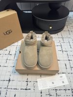 UGG经典系列5092全新升级厚底雪地靴 check 你的随性复古棕色系look，点亮街头拿捏 潮酷不费力~厚底铅笔靴 大橘底一秒蹬厚底TAZZ秋冬装备齐活，玩