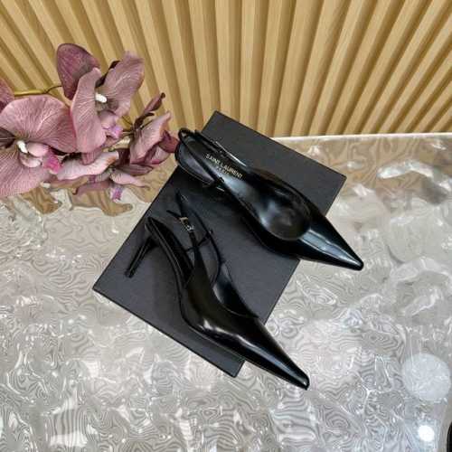YSL 圣罗兰 SS2024夏季新品 走秀款高跟凉鞋 半拖 2024全新春夏系列后带方扣高跟凉鞋 ！ 尖头高跟拖鞋淡淡的夏日里怎么少得了一双仙女鞋 各种小裙子搭