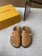 Louis Vuitton 路易威登 水台拖鞋 半包拖 L家25Ss新款勃肯毛拖鞋 新品 经典Monogram 大底发泡材质 加厚底台舒适度满分增高效果满分 内