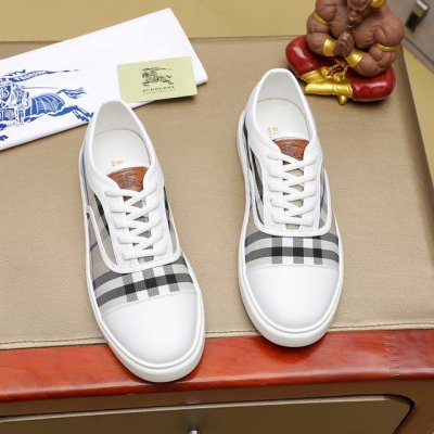 工厂P价 Burberry 巴宝莉 正品原单上等高端休闲鞋精湛工艺，此款面料采用高丝光布料头层皮内里 ，适合司机驾车出行原版防滑耐磨橡胶大底，百搭款式，值得拥有