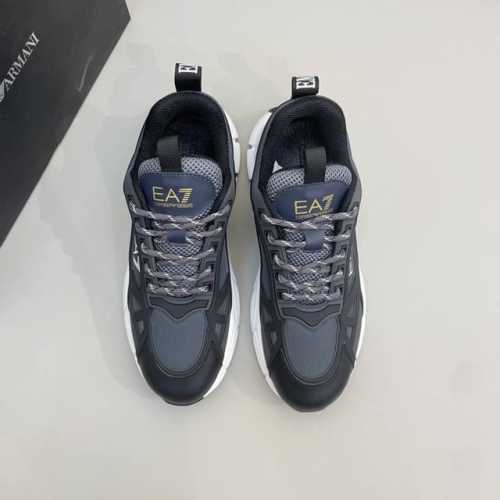 售 价: 商品商标：Arman* 阿玛* 低帮运动鞋 正码码数: 38-44 可订做45 商品材料：鞋面专柜原版材料，专业滴胶工艺，透气内里，原版大底。 编 号
