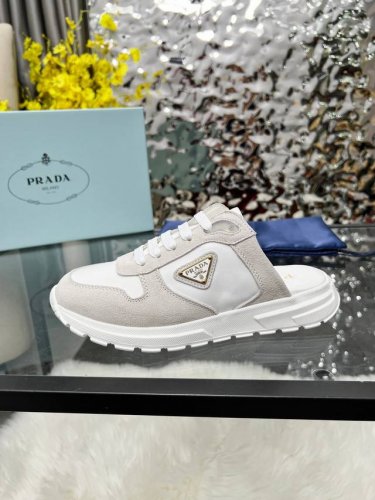 实价： 普拉达 Prada.. 2025年爆炸款出货了。，原版1比1开发，四色可选 35--41 34与41码可订做不退换