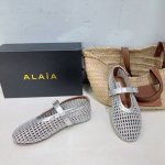 高品质出厂 ！小众潮牌Alaia阿莱亚25春夏新品编织镂空复古扣带玛丽珍鞋芭蕾舞平底鞋！章小蕙同款甜酷芭蕾风，人气超高的一款芭蕾舞鞋，浪漫又迷人舒适百搭满满的少
