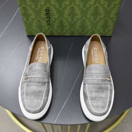 出厂价: 品牌：古奇gucci 尺码：38-44 45可定制 等级： 专柜经典款 材料： 原版软特殊皮料鞋面 舒适羊皮内里 橡胶柔软轻便大底 款式类别：商务休闲 - 点击图像关闭
