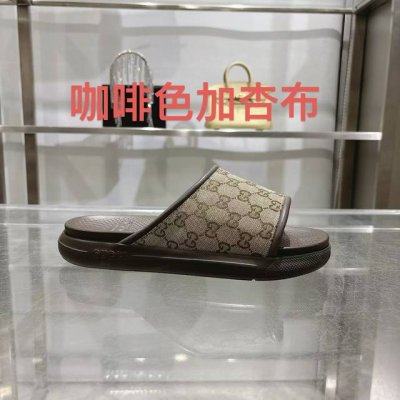 gucci］ Size：40-46 2025古奇男士新款夏季新款男款一脚蹬凉拖鞋 该单品的灵感源自意大利海岸的夏季精神和海滩俱乐部，是 Gucci Lido 的