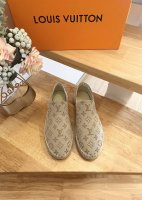 女款 男款200 品牌:louis vuitton 品名:LOUIS VUITTON 男女士商务休闲鞋 1ACW2E 颜色:花色 产地:意大利 适用人群:Men