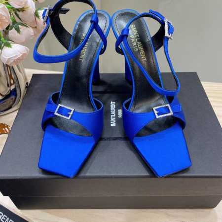 独家新款 SAIN* LAURENT 圣罗兰YSL 铁头绑带马蹄跟高跟凉鞋经典logo字母设计，上脚超美，原版1:1开模，官网同步 面料：进口真丝 内里：进口羊 - 点击图像关闭