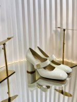 Dior 迪奥 2025秋冬最新时装秀高定系列 MISS DIOR 粗跟方头玛丽珍芭蕾舞女鞋 CD字母logo五金珐琅方扣低跟一圈带中古女单鞋 原版开发顶级高端