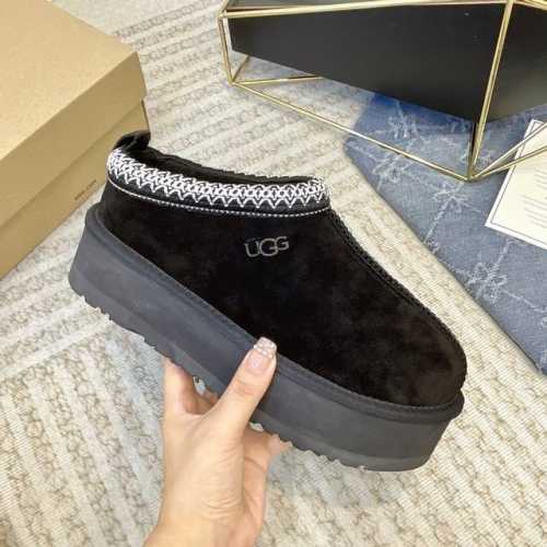 出厂价 UGG 2553厚底松糕民族风格我们家纯原货、此款构思于中国民族传统服饰文化绚丽多彩，工艺精湛，款式别致，风格独特，充分的展现着本民族的风采，成为时下国