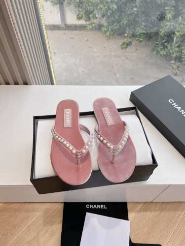 G021所见即所得顶级品质CHANE*25s小香奈儿坡夹脚珍珠凉鞋拖鞋材质：原版布面内里：原版材质大底：原版鞋底码数:35-39 40 定制不退不换