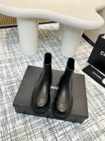 矮 高360顶级版本 Chanel香奈儿 2024专柜顶级厚底骑士靴 这款经典设计；不平凡的拥入了多种配色元素 多元化混搭非常好看百搭，上脚非常轻巧 舒适超级秀