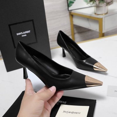 顶级原版1:1 ysl 圣罗兰 ss 新品 金属头优雅大气高跟凉鞋 全新春夏系列后带方扣高跟凉鞋 尖头高跟拖鞋淡淡的夏日里怎么少得了一双仙女鞋 各种小裙子搭配起