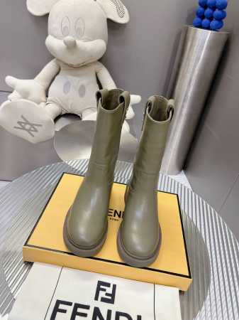 全皮 压纹顶级版本 Fend*i芬迪新款W F压纹骑士靴 老花织物高筒长靴 鞋面：小牛皮 内里：羊皮内里 鞋底：原版橡胶底 跟高：4cm 码数35-39 - 点击图像关闭